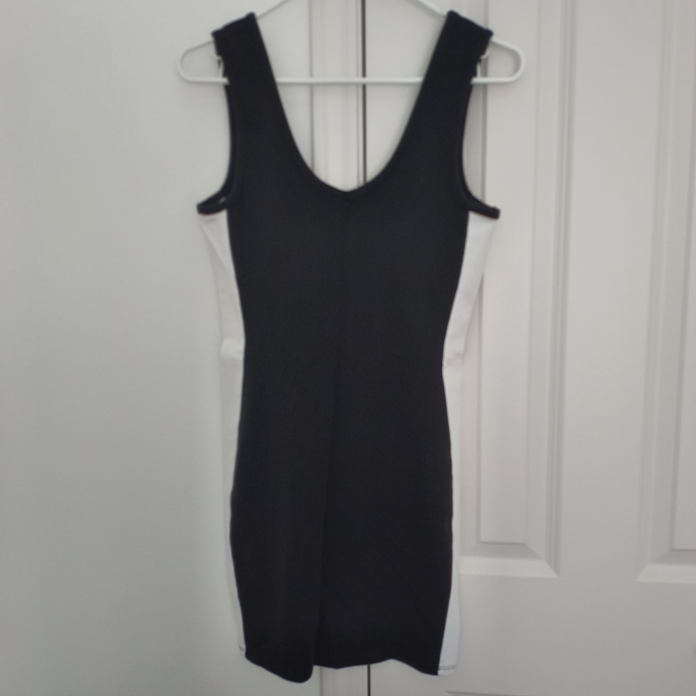 Bundle 2 Bobi Black Sleeveless Bodycon Dresses